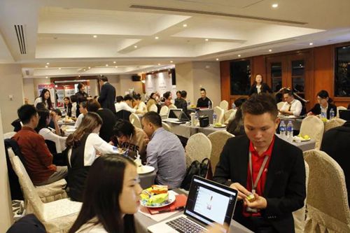 無(wú)錫紫蘋果裝飾