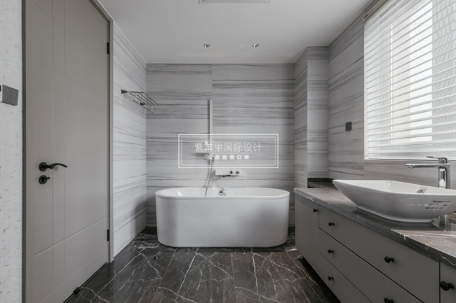 現(xiàn)代簡(jiǎn)約裝修案例，體現(xiàn)年輕人的活力！